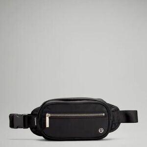 lululemon athletica wunderlust Belt Bag 1.8L